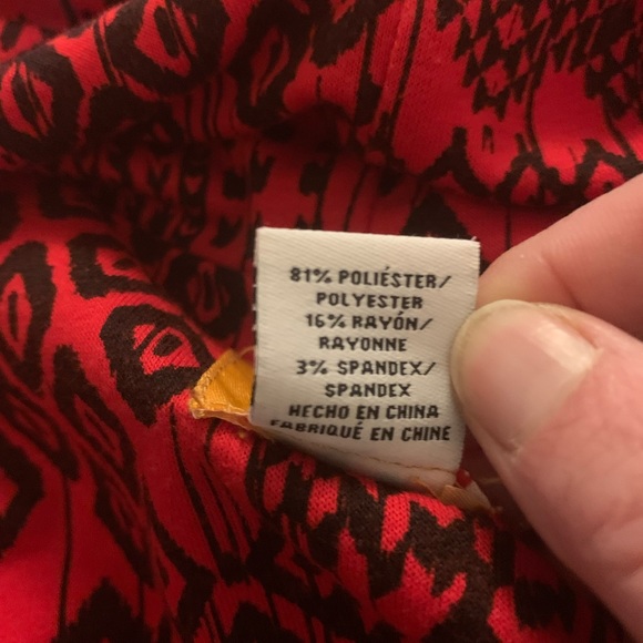 Red and black Aztec design Ruby Rd. Woman’s Sweater size 2x - Picture 5 of 7